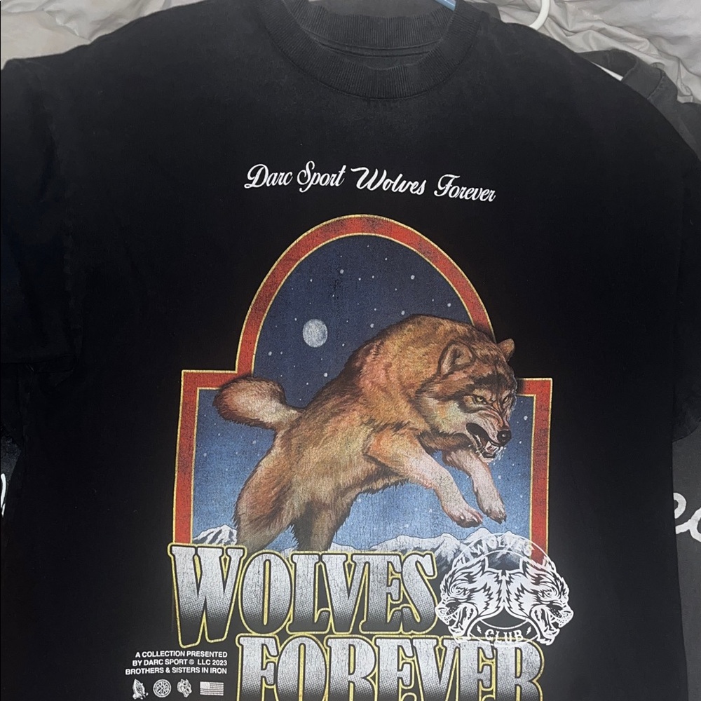 Darc Sport Wolves Forever Black Tee